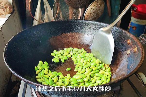 毛豆炒鸡蛋的做法图解4
