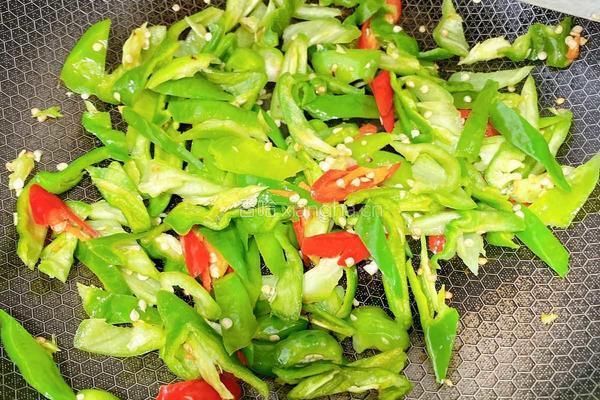 辣椒炒肉的做法图解8