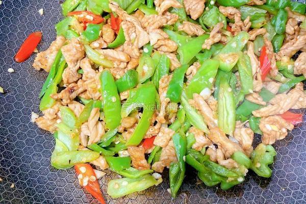 辣椒炒肉的做法图解9