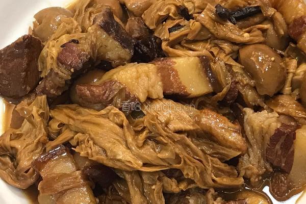 红烧肉腐竹鹌鹑蛋