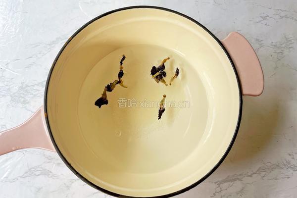 琉璃草莓果冻的做法图解3