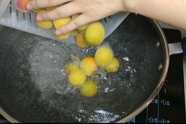 至味人间 梅子酱的做法图解2