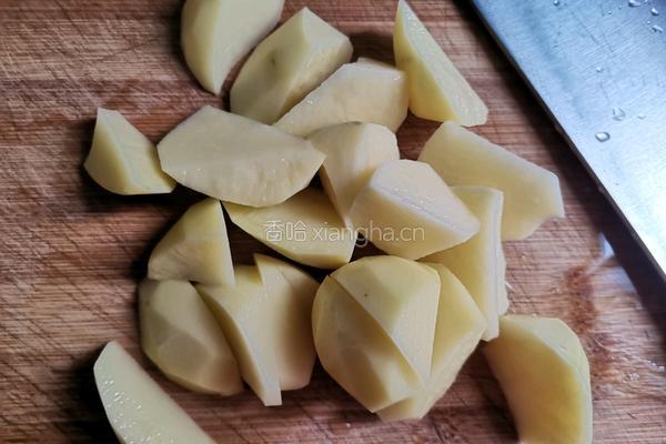 土豆炖鸡腿的做法图解5