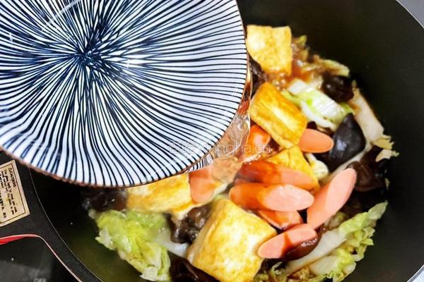火腿白菜豆腐煲的做法图解15