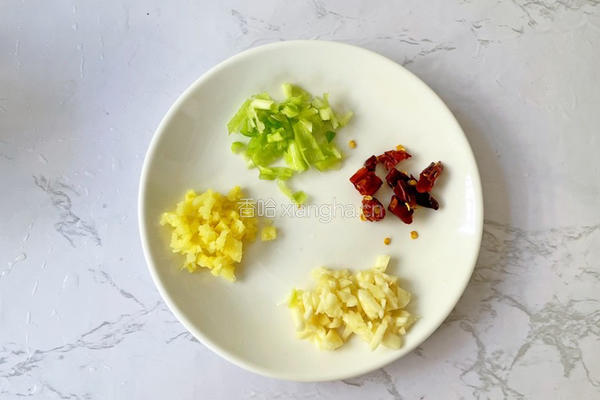 青椒炒牛肉的做法图解4