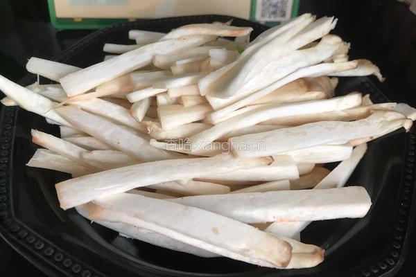 杏鲍菇炒肉丝的做法图解4