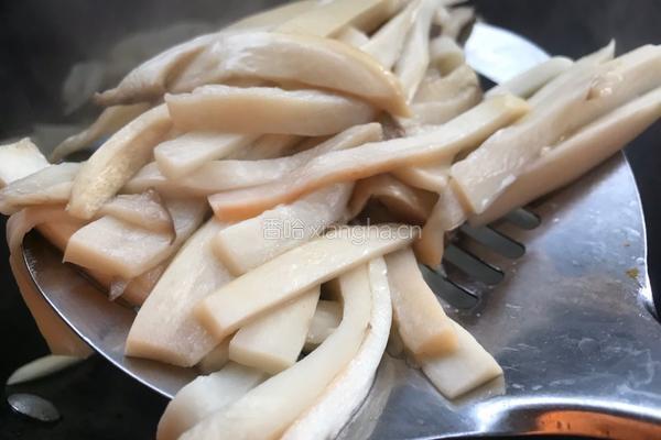 杏鲍菇炒肉丝的做法图解9