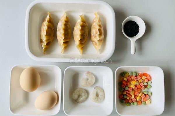 10分钟搞定好吃又营养的抱蛋煎饺的做法图解1