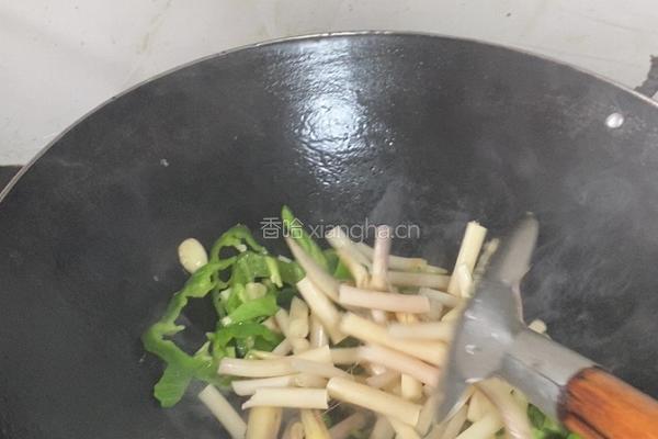 清炒藕带的做法图解3