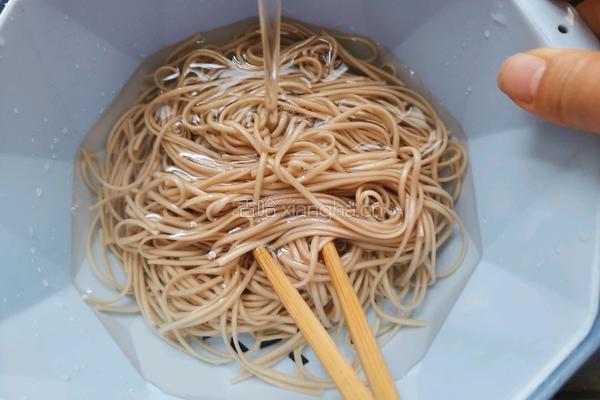凉拌荞麦面的做法图解8