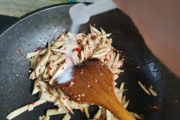 干煸杏鲍菇的做法图解10