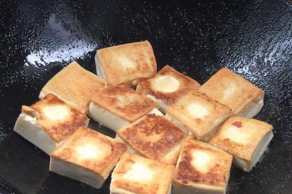 煎豆腐的做法图解8