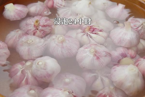 传统江浙沪小吃糖蒜做法 5月下旬的新蒜最适合这样做的做法图解2
