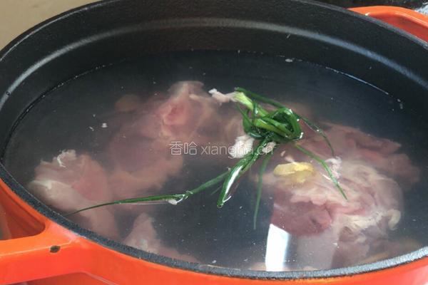 棒骨萝卜汤的做法图解6
