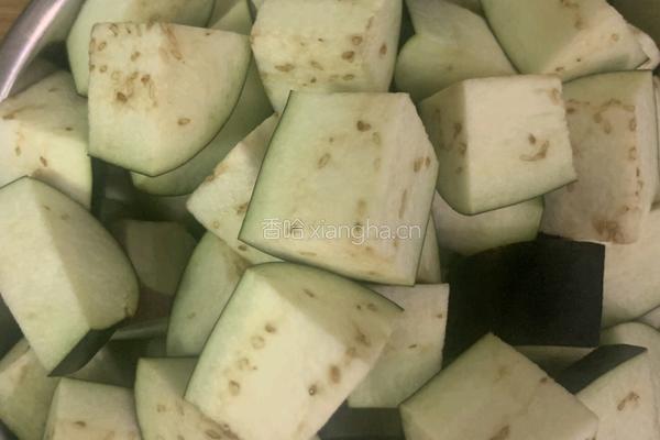 肉末茄子的做法图解2