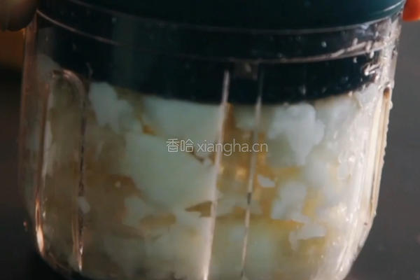 马蹄小米牛肉球的做法图解5