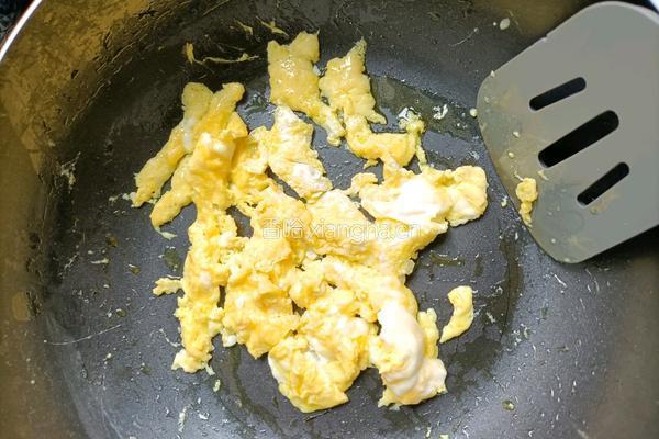 火腿蛋炒饭的做法图解4