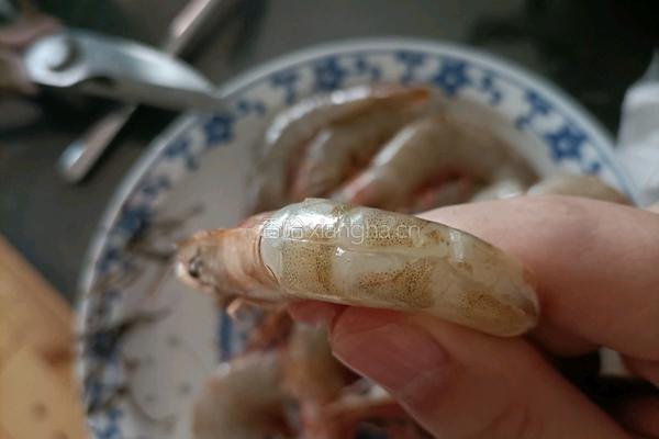 油焖大虾的做法图解1