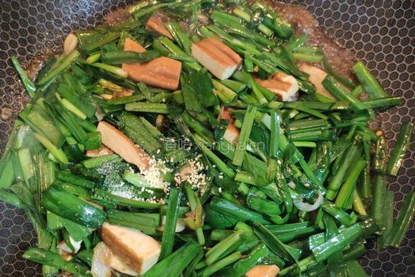 韭菜炒香干的做法图解5