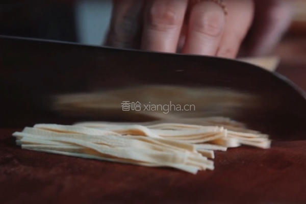 牛肉酸辣汤的做法图解2
