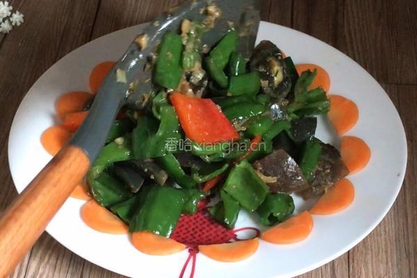 皮蛋炒青椒的做法图解10