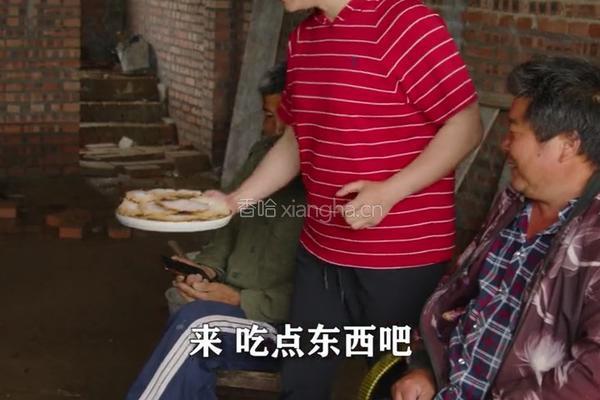 隔夜剩米饭做成糖霜锅巴 香甜酥脆 小孩超爱吃的做法图解8