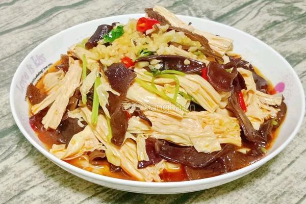 凉拌腐竹木耳的做法图解18