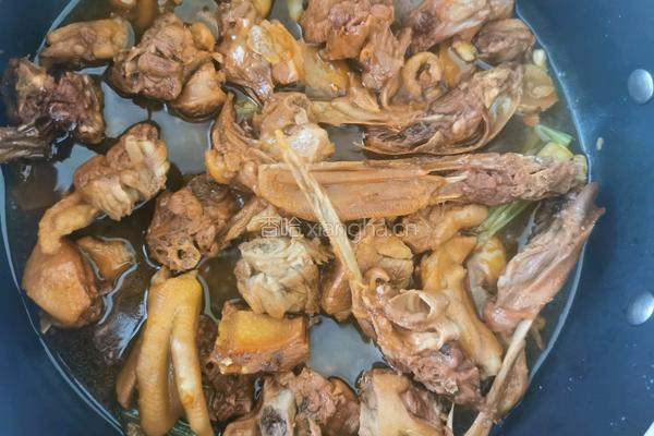 柱侯酱焖鸭的做法图解7