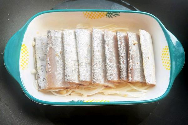 金针彩带迎新春的做法图解8