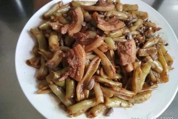 五花肉炖芸豆的做法图解16