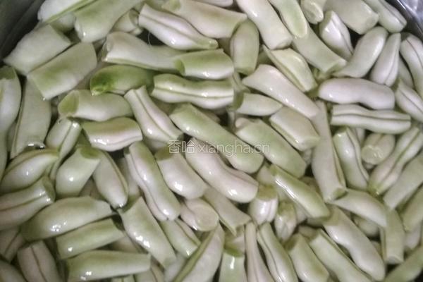 五花肉炖芸豆的做法图解8