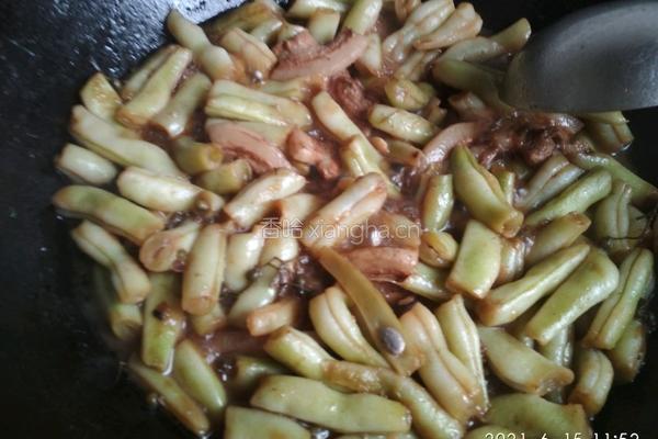 五花肉炖芸豆的做法图解14