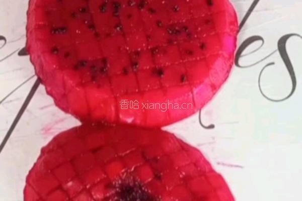 火龙果果冻的做法图解1