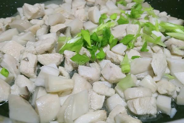 杏鲍菇炒肉的做法图解6