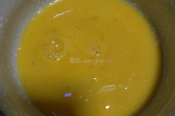 鸡蛋炒口蘑的做法图解2
