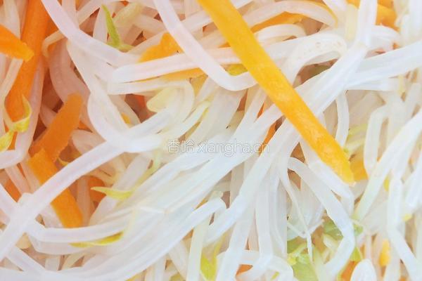 炝拌绿豆芽的做法图解7