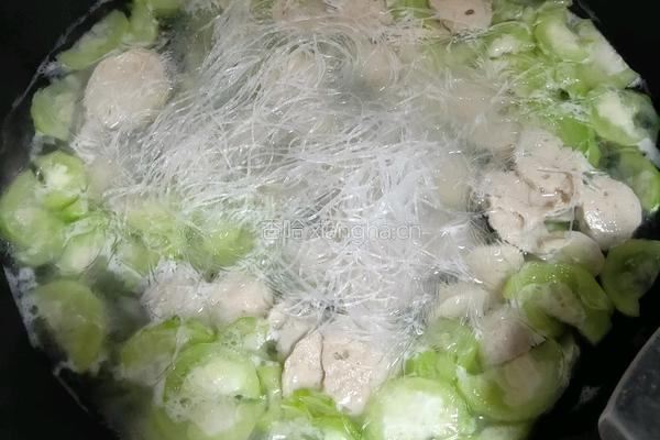 蛤蜊丝瓜粉丝汤的做法图解8