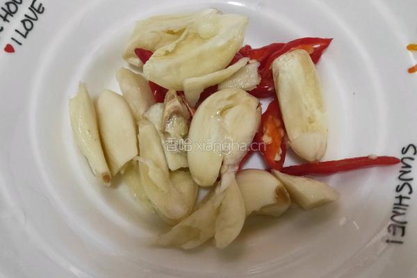 手撕包菜的做法图解1