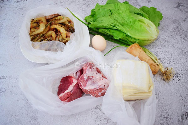 鲜虾猪肉馄饨的做法图解1