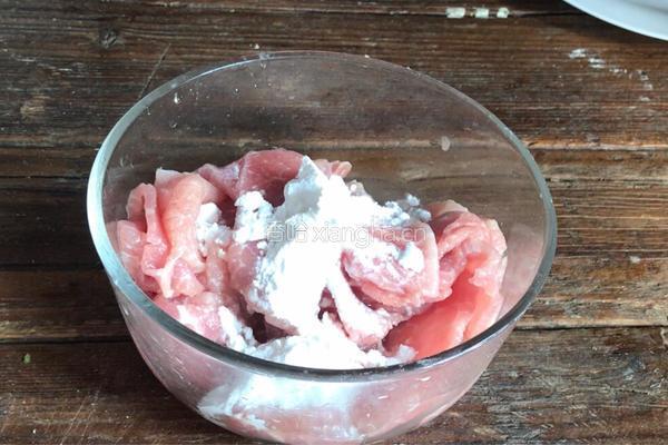 荷兰豆炒瘦肉的做法图解4