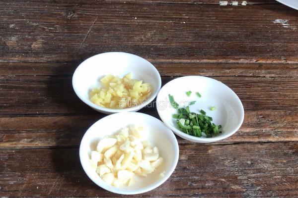 荷兰豆炒瘦肉的做法图解6