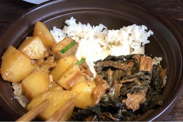 剩菜剩饭煲仔饭的做法图解4