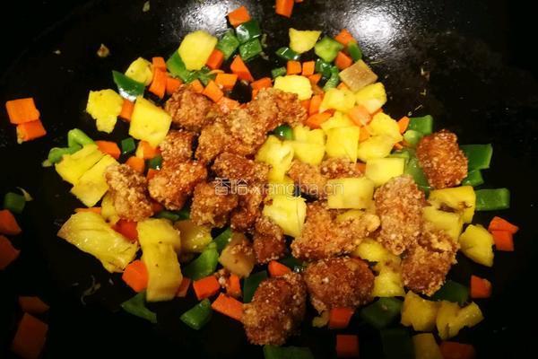 菠萝咕噜肉的做法图解8