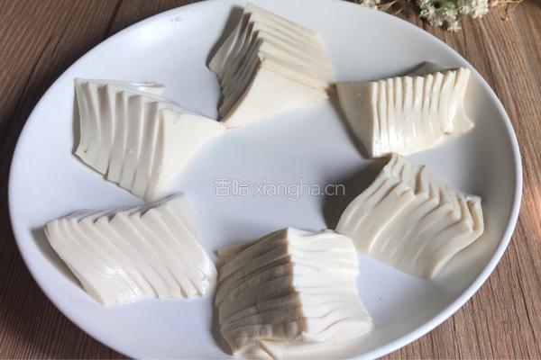 皮蛋豆腐的做法图解7
