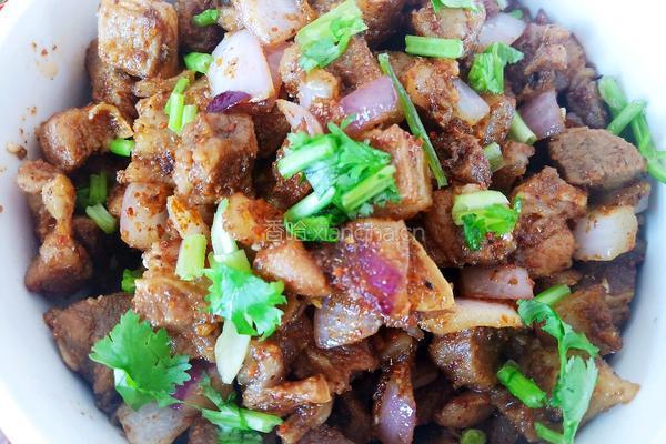 孜然牛肉粒的做法图解9