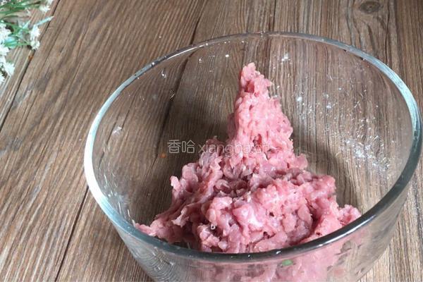 红萝卜牛肉锅贴的做法图解7