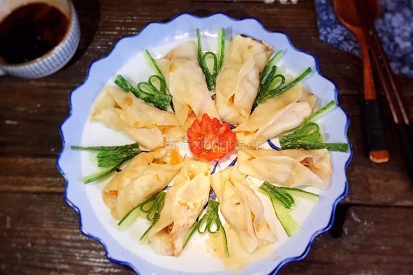 红萝卜牛肉锅贴的做法图解24