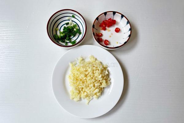 蒜蓉粉丝蒸鸡翅的做法图解7