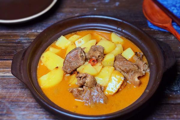 红烧牛肉烧土豆的做法图解11