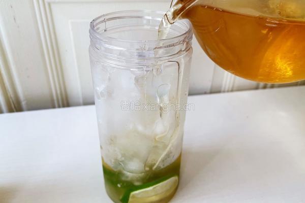 三款经典柠檬茶的做法图解9
